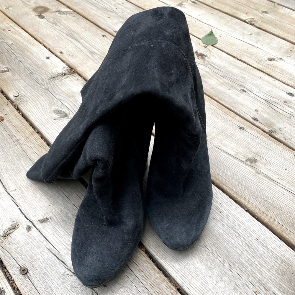 Black suede boots